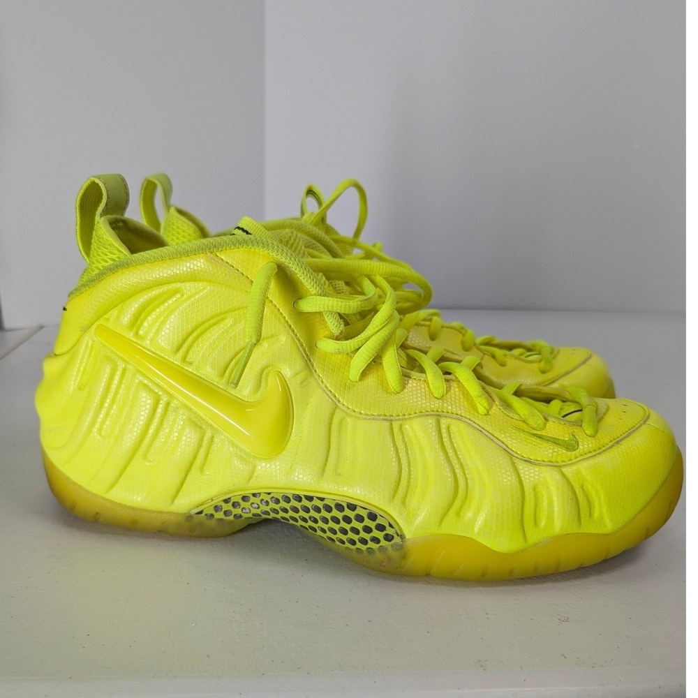 Nike Air Foamposite Pro Volt Yellow 624041-700 Men's Size 13 Basketball Shoes